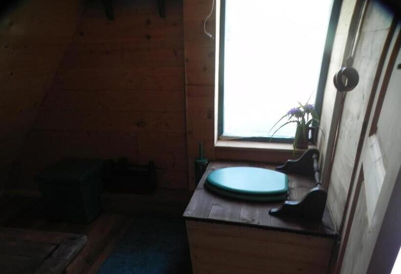 غرفة قياسية مطلة على الجبل, Iedera Casa De Familii 2