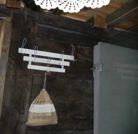 标准间, Iedera Casa De Familii 2