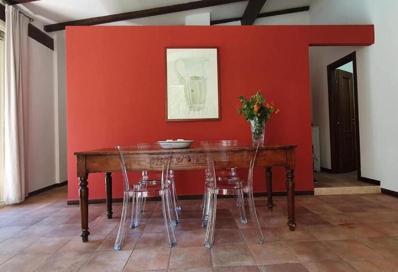 آپارتمان 1 خوابه با چشمانداز استخر, Casa Castagna