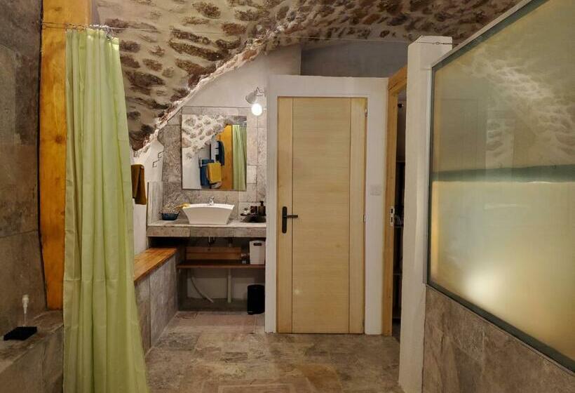 Студия Стандарт, Moulin De Bonfilhon