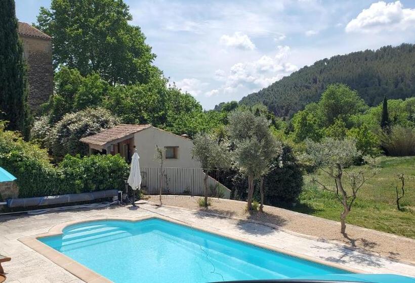 Номер Стандарт Вид на Сад, Moulin De Bonfilhon