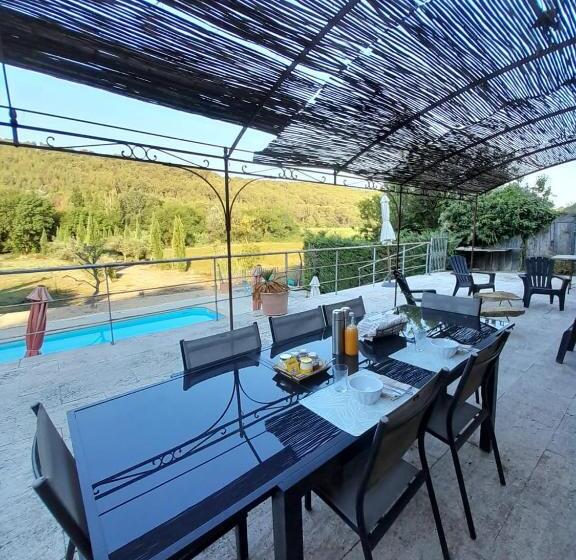 Студия Стандарт, Moulin De Bonfilhon