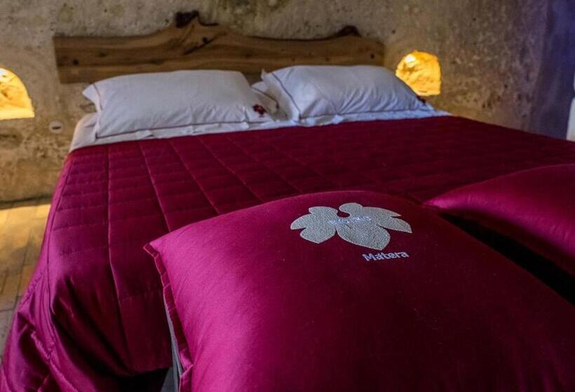 豪华房间, Enotrio