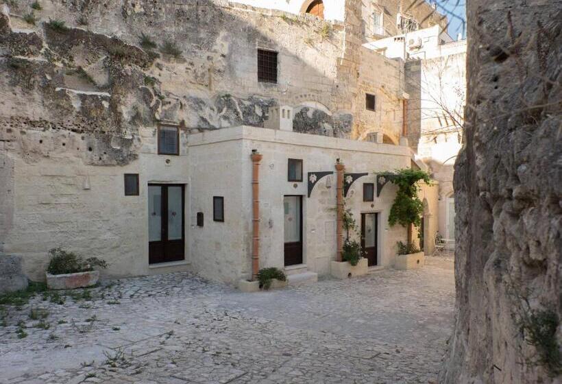 豪华房间, Enotrio