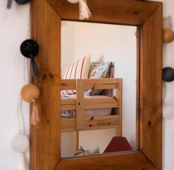 Quarto Estandar Banheiro Compartilhado, Akiteness House Tarifa
