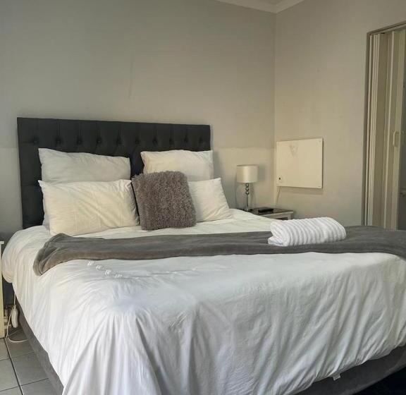 Номер Superior, Semeni Asante Guesthouse