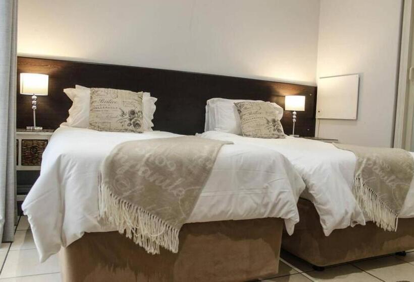 Номер Superior, Semeni Asante Guesthouse