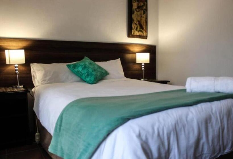 Номер Стандарт, Semeni Asante Guesthouse