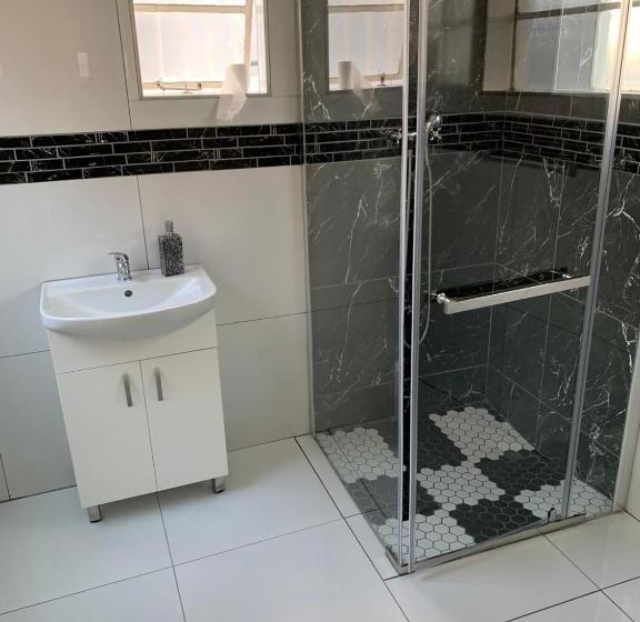 Номер Deluxe, Semeni Asante Guesthouse