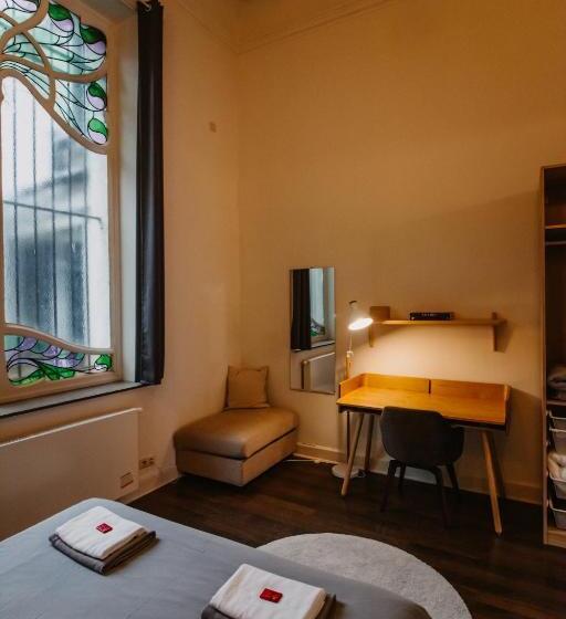 Appartement met 1 Slaapkamer, Super Central In Brussels