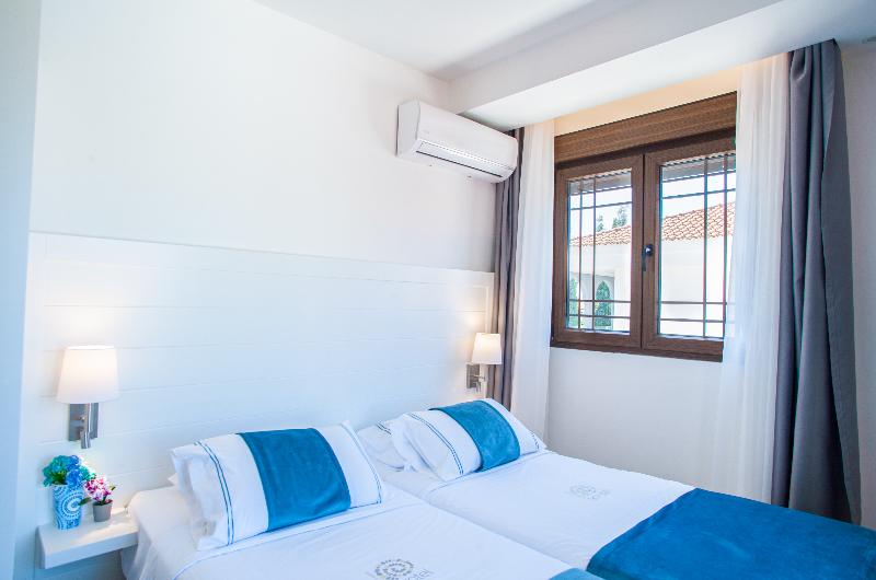 패밀리 룸, Acrotel Lily Ann Village