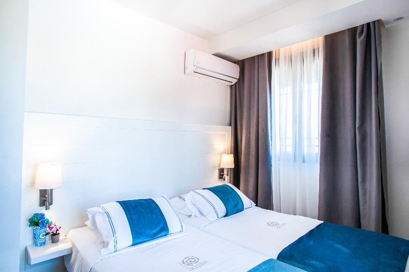 Семейный Номер, Acrotel Lily Ann Village