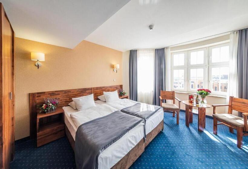 חדר קומפורט, Piast Wrocław Centrum