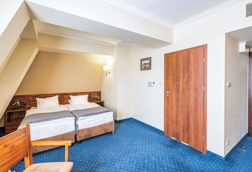 חדר סטנדרט, Piast Wrocław Centrum