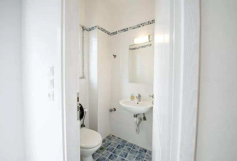 تختخواب در اتاق مشترک, Safestay Athens Monastiraki