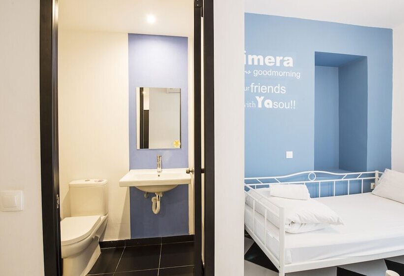 スタンダードルーム, Safestay Athens Monastiraki