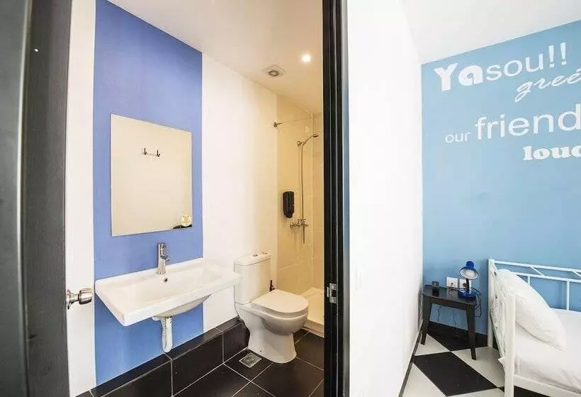 اتاق استاندارد با بالکن, Safestay Athens Monastiraki