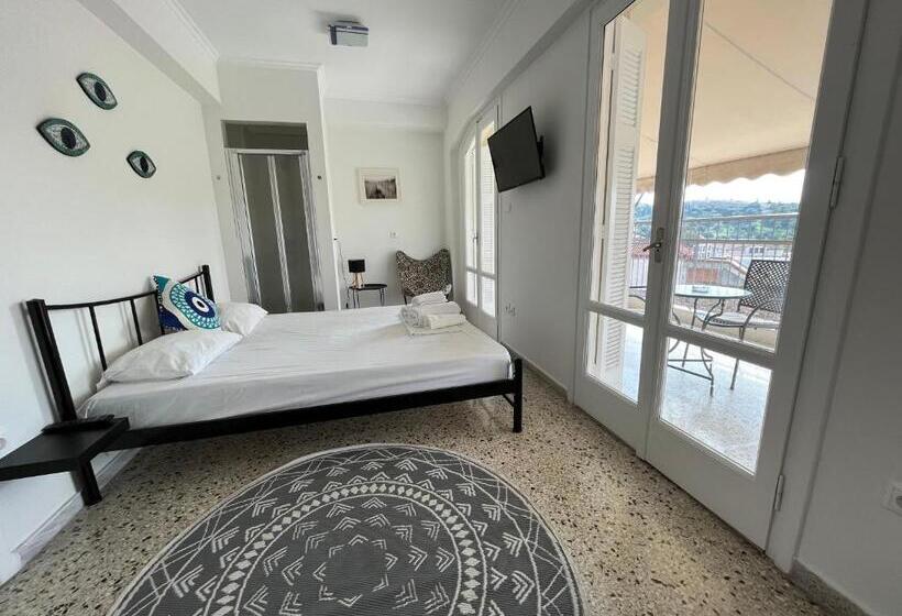 景色の見えるスーペリアルーム, Safestay Athens Monastiraki