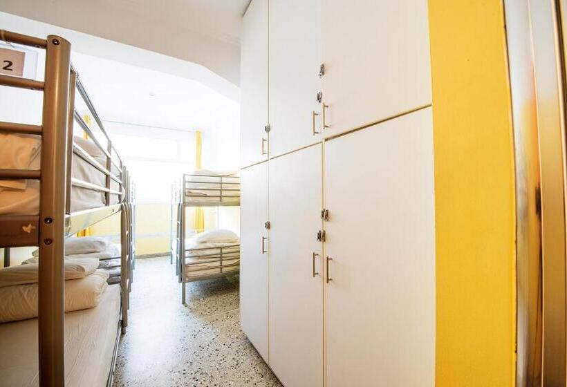 공동 객실, Safestay Athens Monastiraki