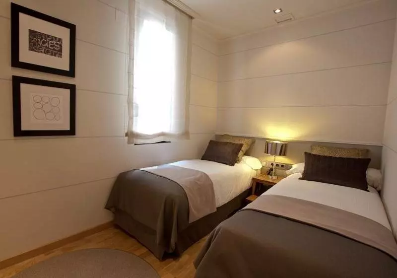 آپارتمان 2 خوابه, Apartments Sixtyfour