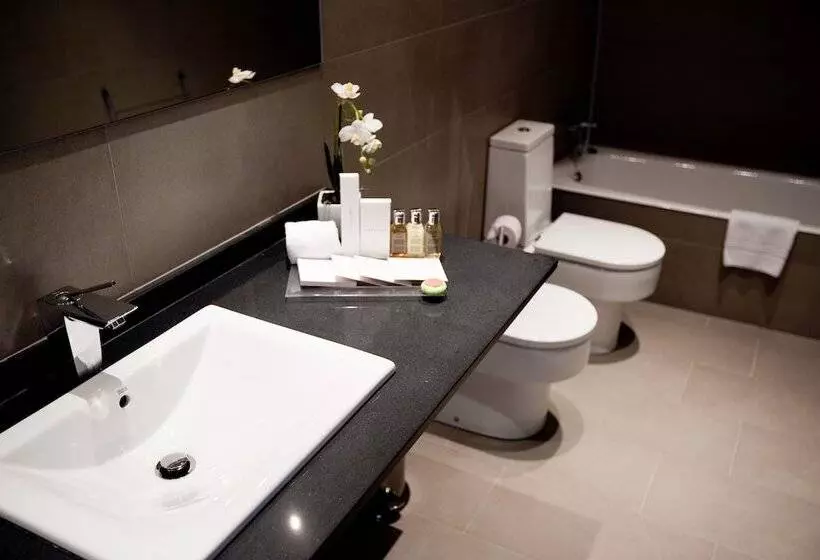 آپارتمان 2 خوابه, Apartments Sixtyfour