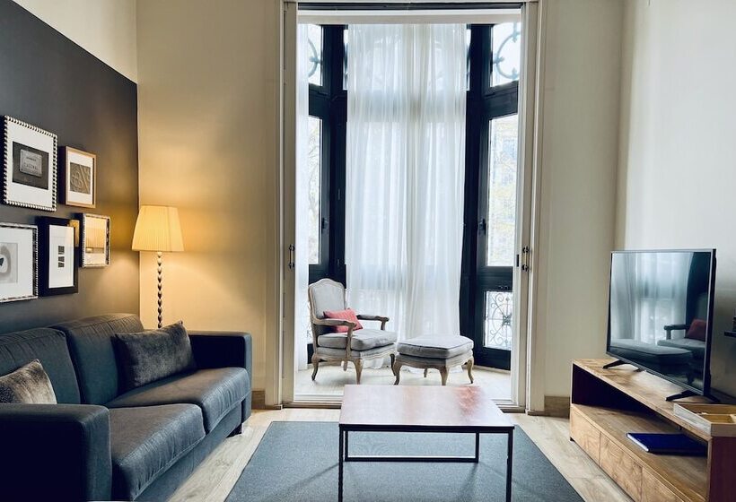２ベッドルームデラックスアパートメント, Apartments Sixtyfour
