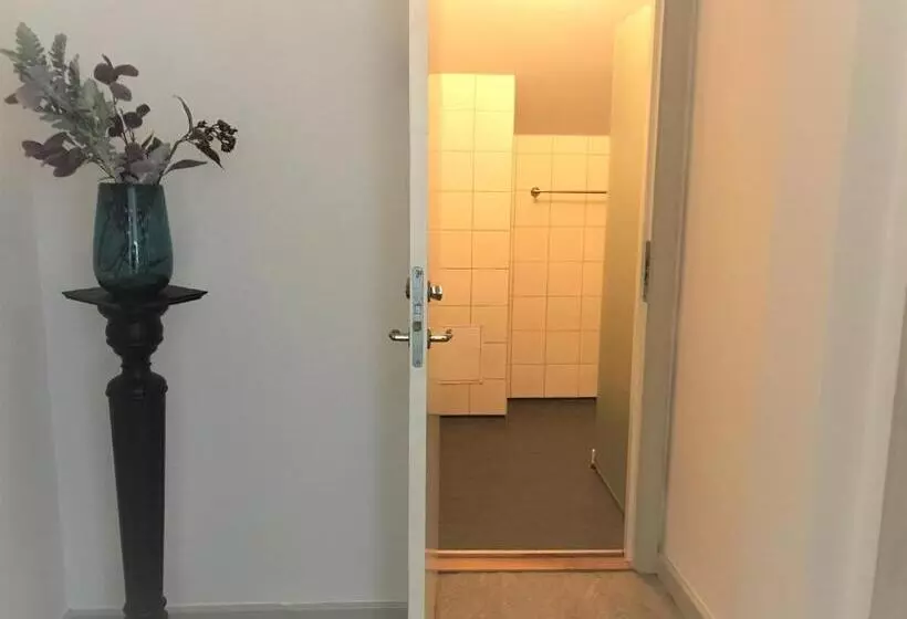 Standard-huone Jaettu Kylpyhuone, Akademihotellet