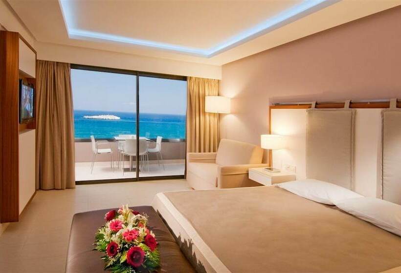 اتاق سوپریور با چشم‌انداز دریا, Alimounda Mare