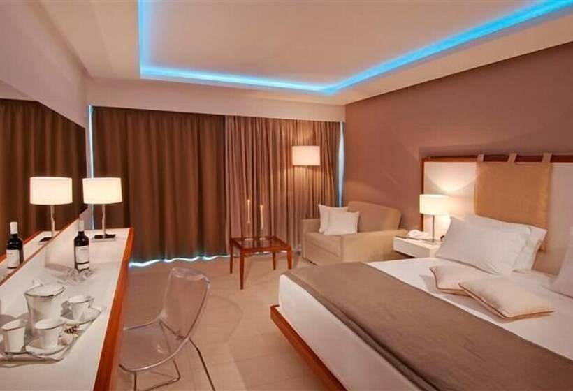 اتاق استاندارد با چشم‌انداز دریا, Alimounda Mare