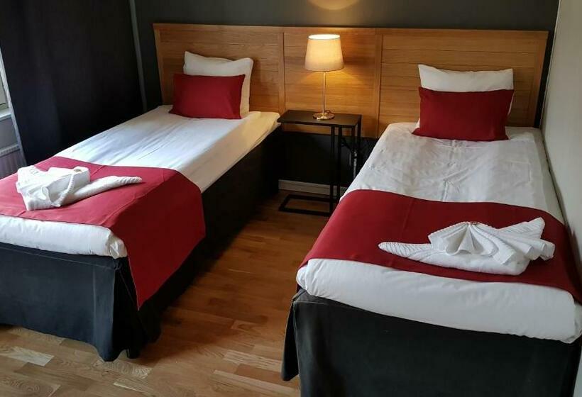 Номер Стандарт, City