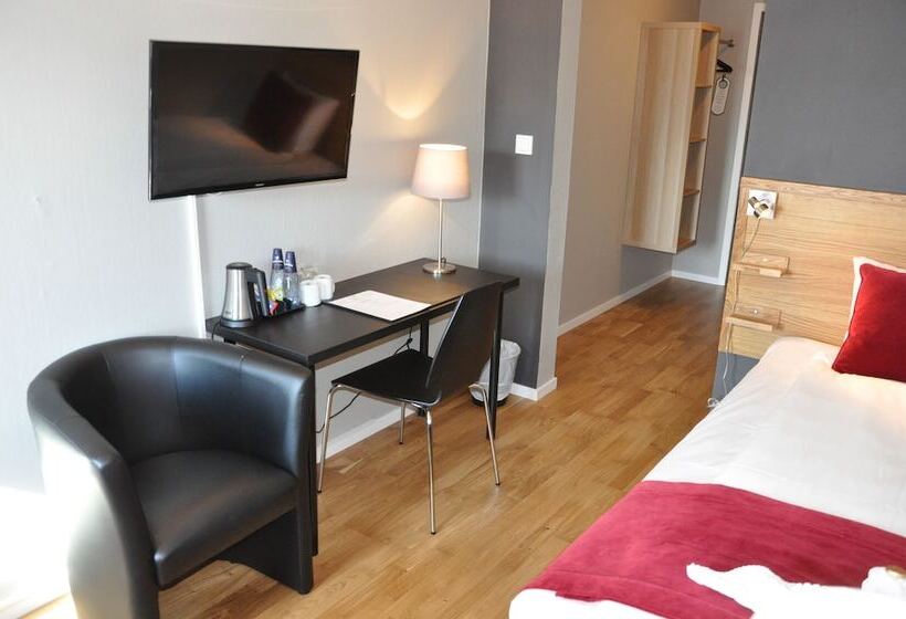 Номер Economy, City