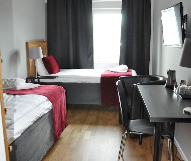 Номер Economy, City