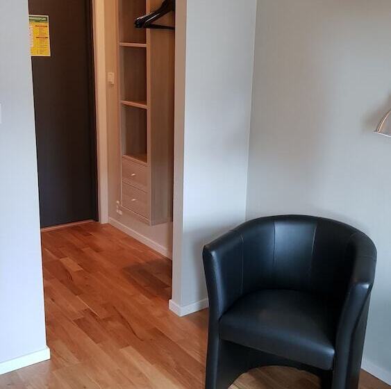 Номер Стандарт, City