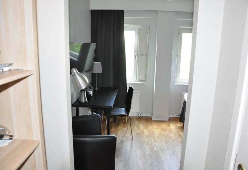 Номер Стандарт, City