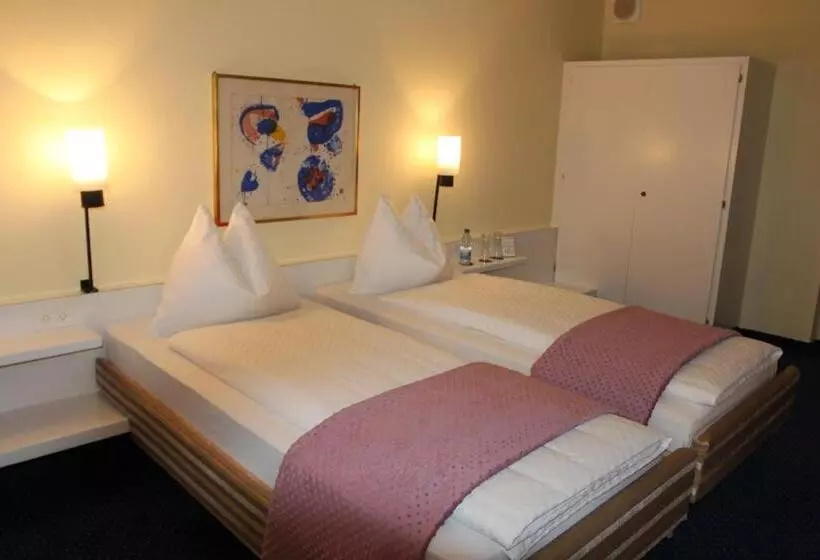 Standard Room, Dufour