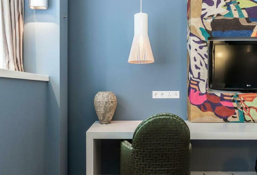 غرفة كومفورت, Jl No76