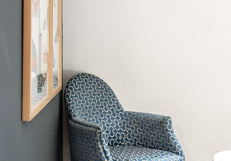 غرفة عائلية, Jl No76