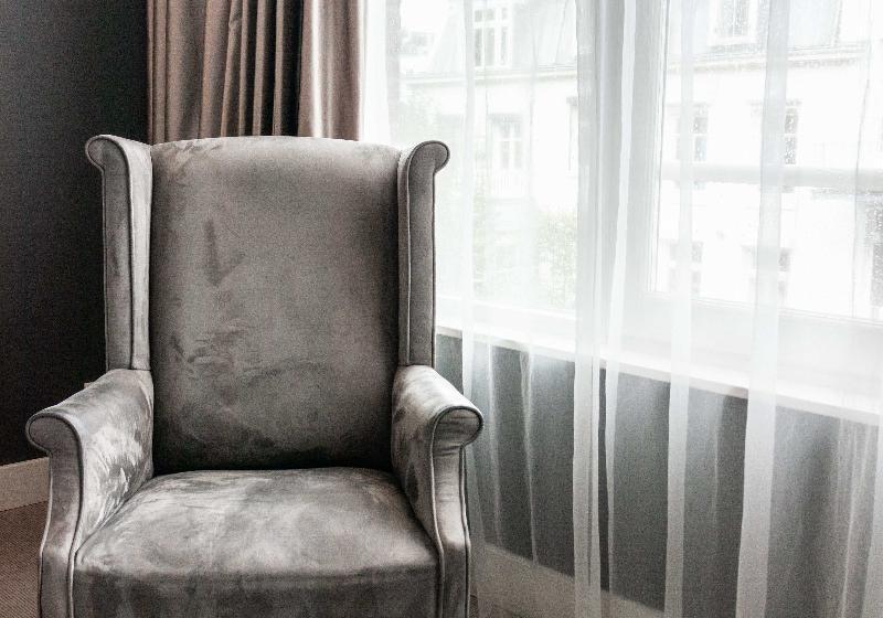 غرفة تنفيذية, Jl No76