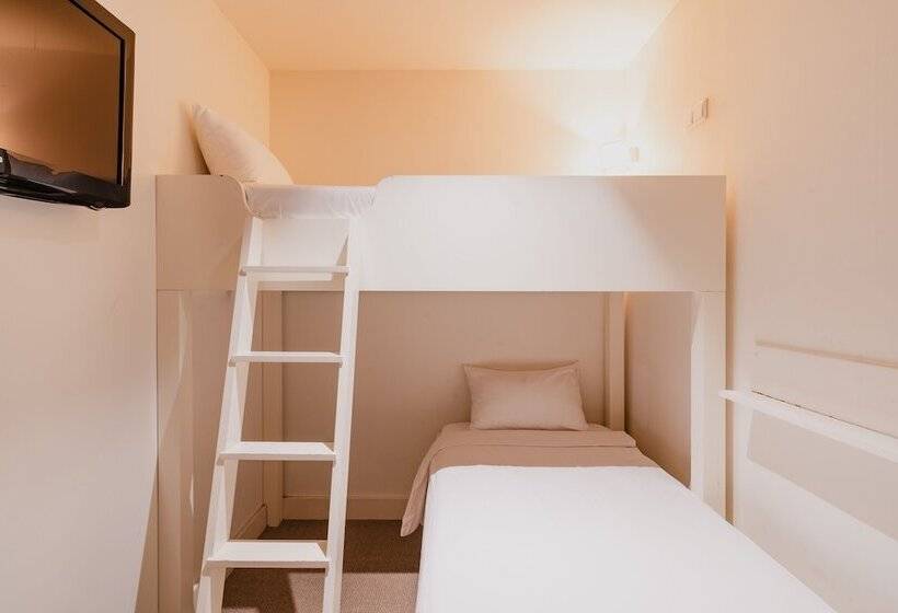 غرفة عائلية, Jl No76