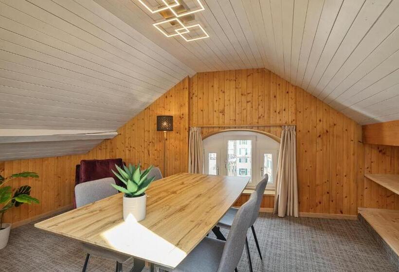 家庭间, Krone By B Smart