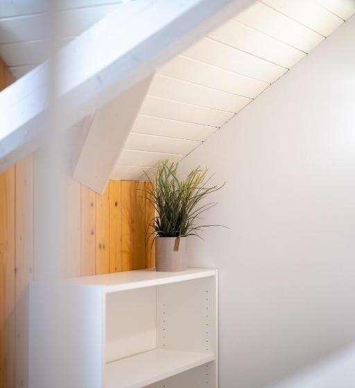 家庭间, Krone By B Smart