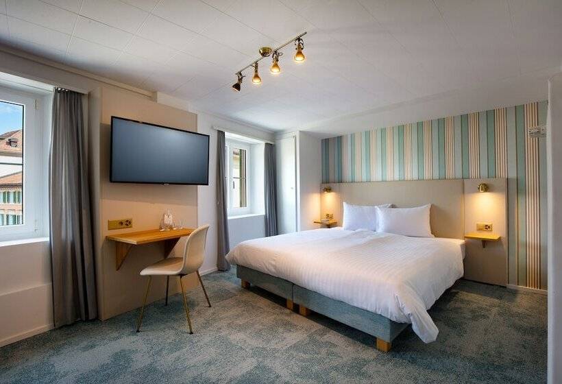 标准间, Krone By B Smart