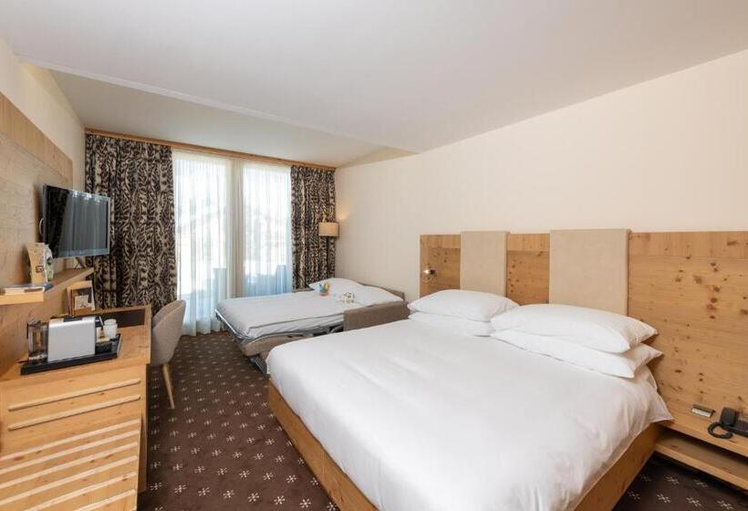 スーペリアールーム, Nira Alpina