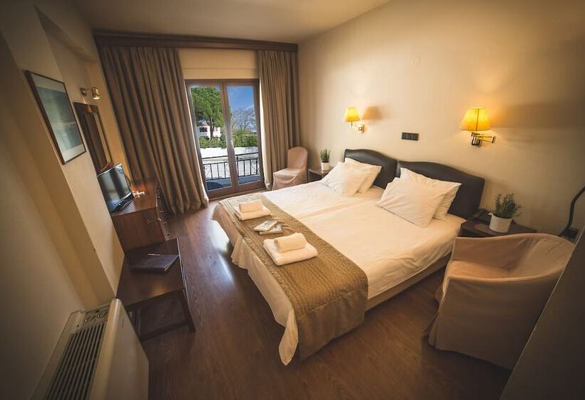 חדר קלאסי, Portaria