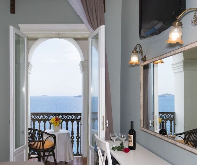 اتاق استاندارد با چشم‌انداز دریا, Syrou Melathron