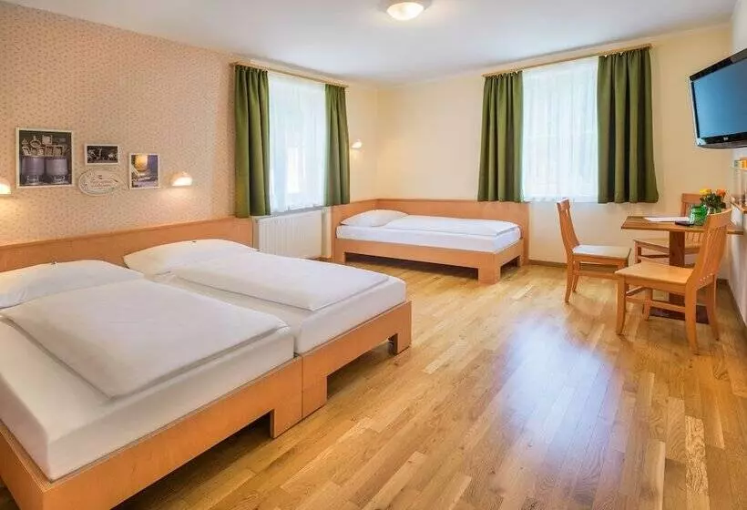 スタンダードトリプルルーム, Jufa Hotel Altaussee
