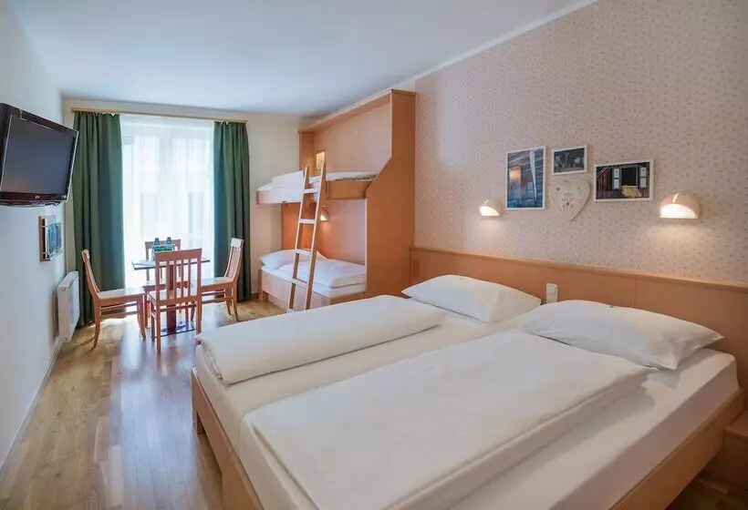 スタンダード４人部屋, Jufa Hotel Altaussee