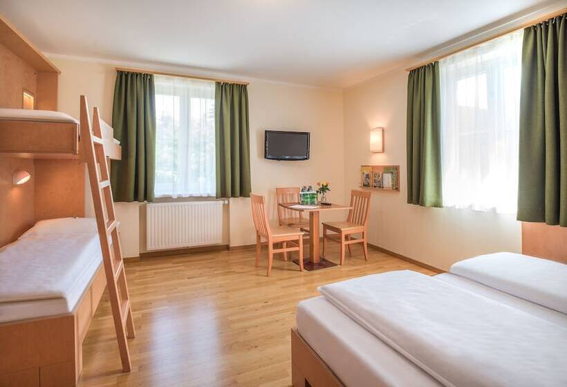 Четырехместный Номер Стандарт, Jufa Hotel Altaussee