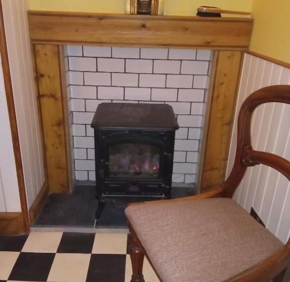 חדר דלוקס, Kirkview House