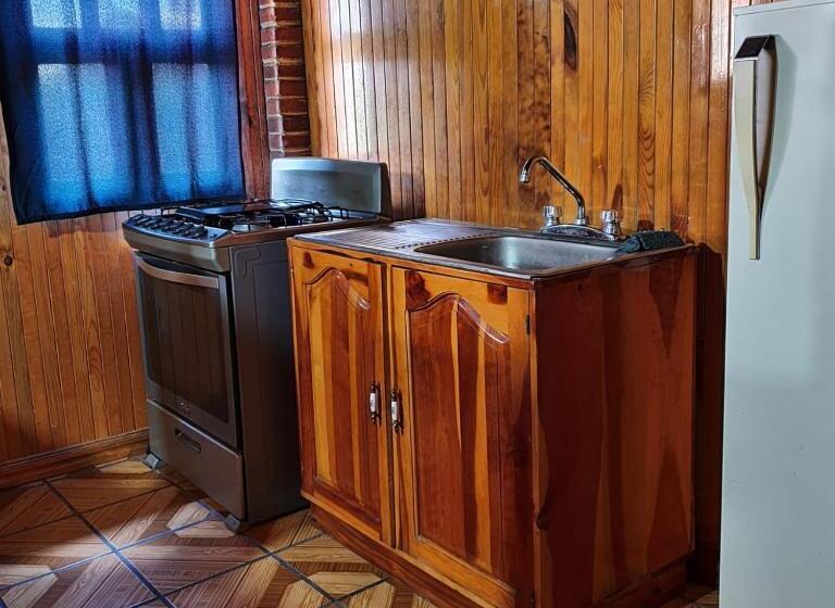 اتاق خانوادگی, Cabañas Morales